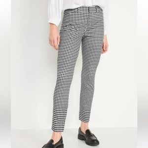 The Limited Black and White Gingham Ankle Pants Size 4